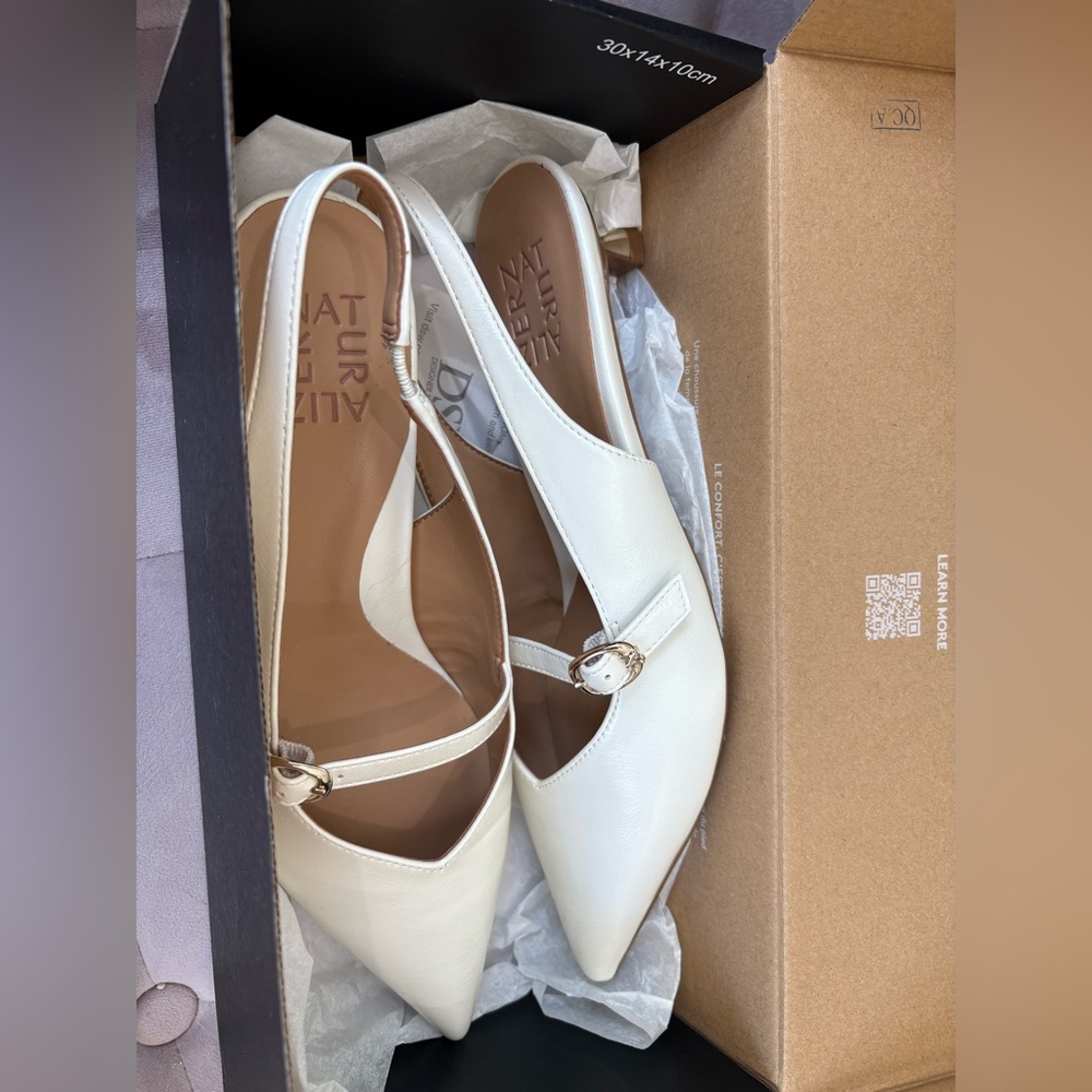Naturalizer Grayson Warm White Heels